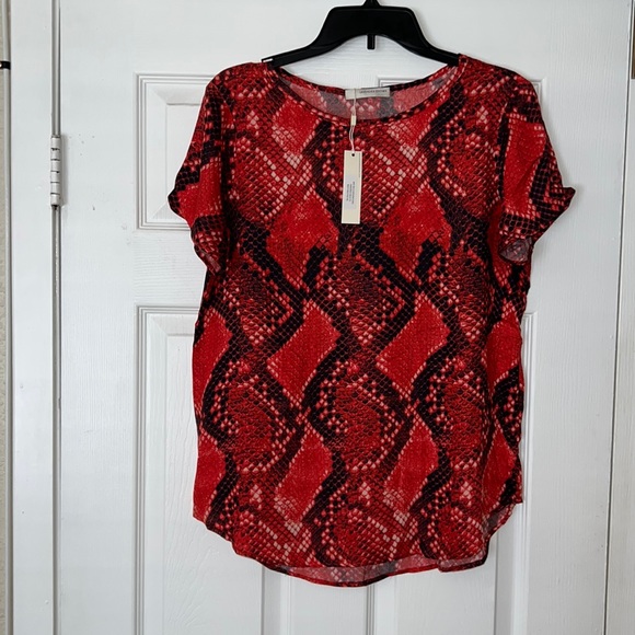 Lavender brown nwt sz small women’s top color red - Picture 1 of 4